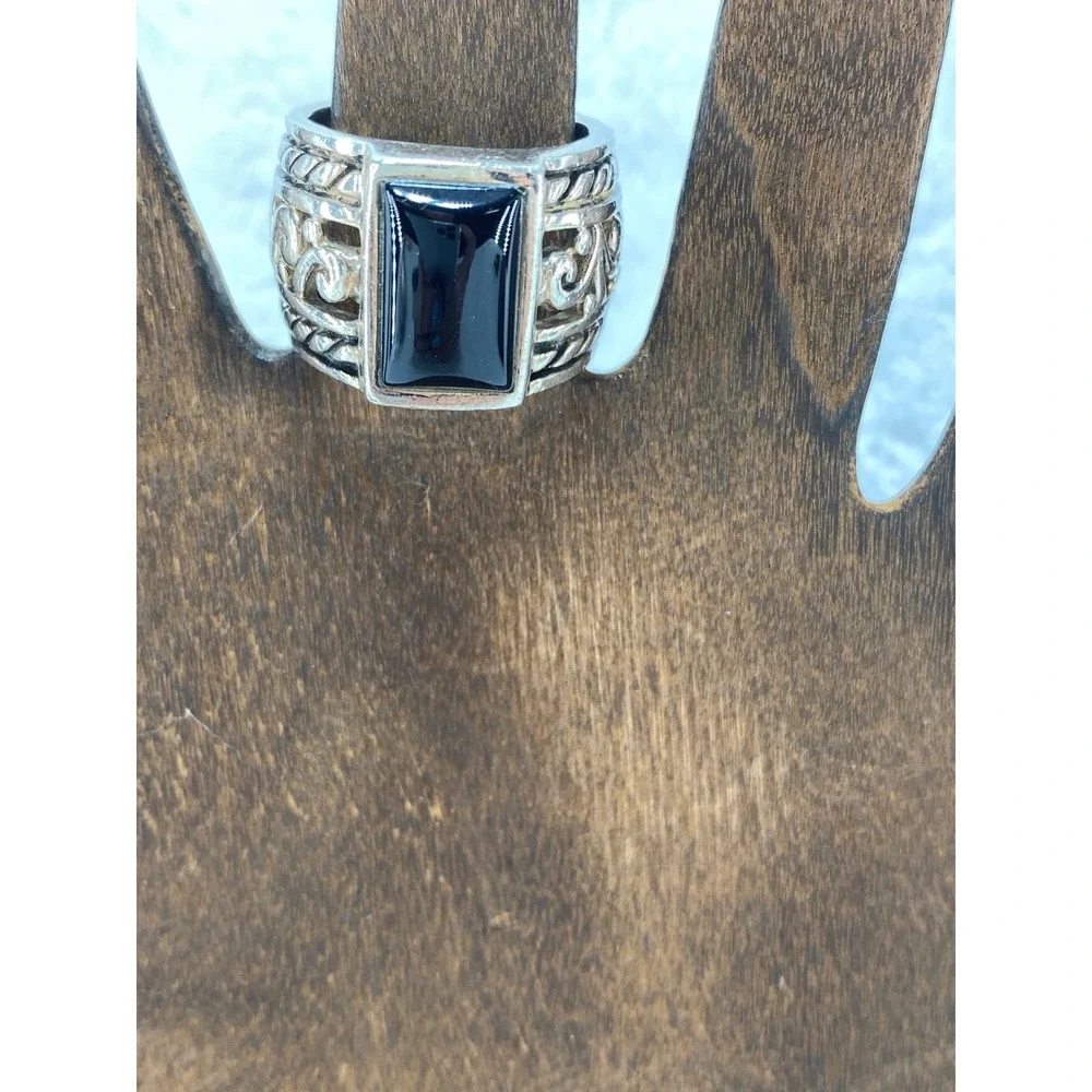 Vintage Sterling Silver 925‎ Ring with Black Onyx Stone Ornate Band